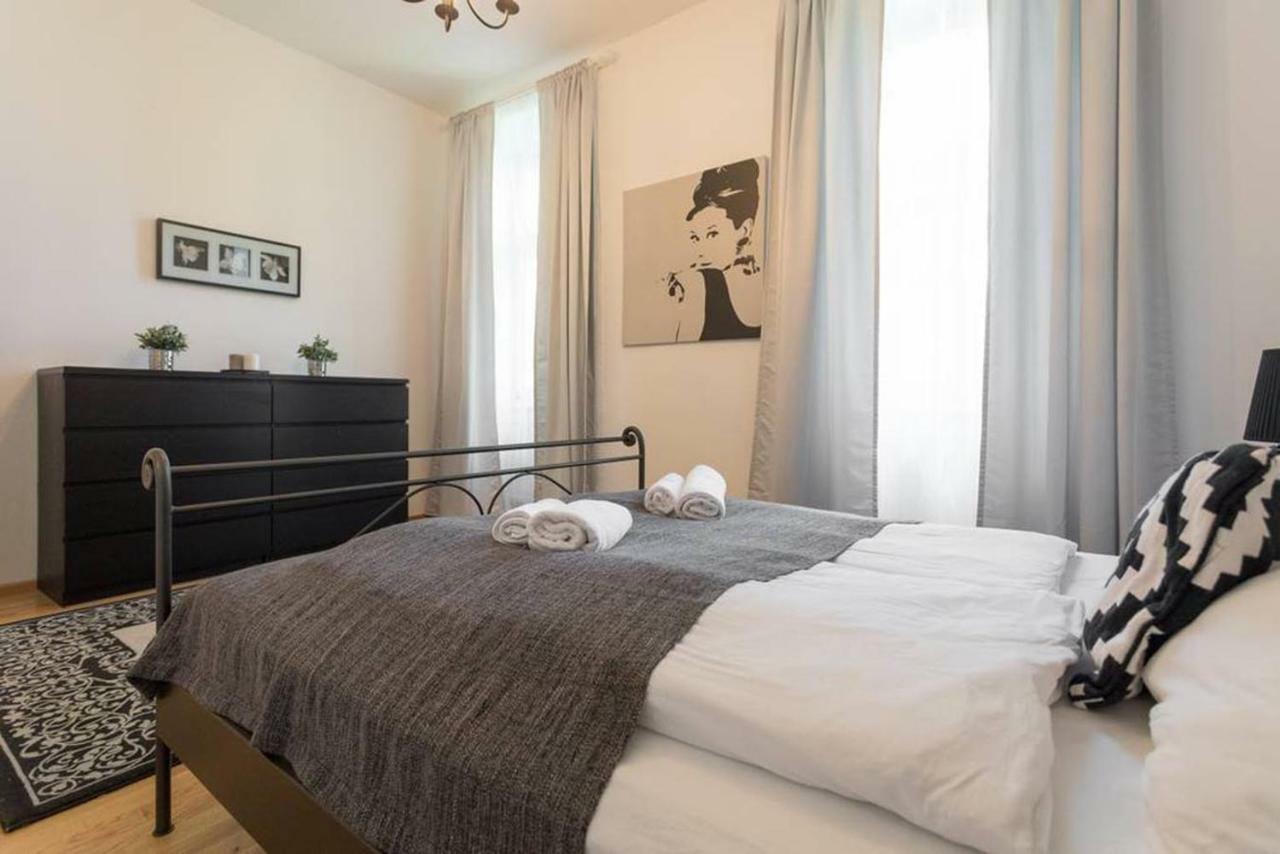 Spacious Vienna Central Station Residence Exterior photo